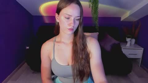 Snapshot of celinecharm_ chatting on September 16, 8:45 pm elin online show from September 16, 8:45 pm