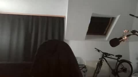 ceszinho999 online show from December 17, 6:53 am