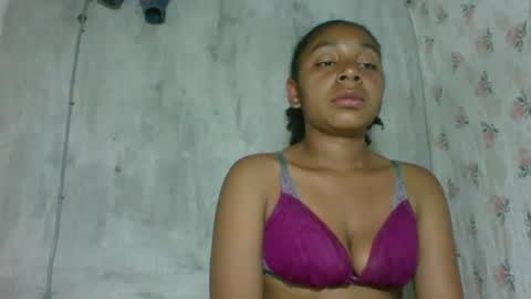 Snapshot of cettehot chatting on September 18, 11:36 am cette soa online show from September 18, 11:36 am