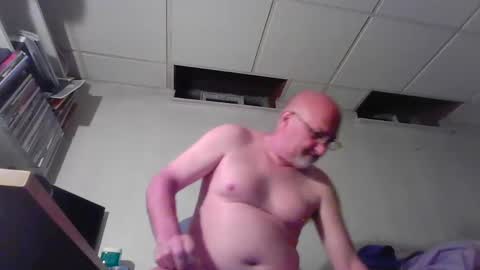 Snapshot of cfnm0968 chatting on October 2, 12:31 am cfnm0968 online show from October 2, 12:31 am
