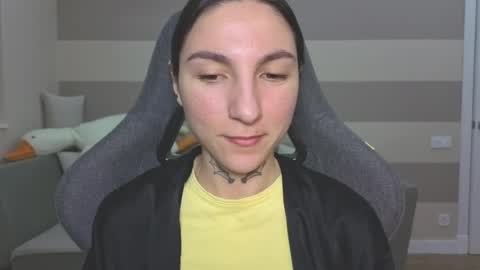 Kate online show from April 15, 6:39 am