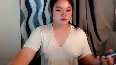 Snapshot of chabilataxx chatting on March 12, 1:03 am chabilataxx online show from March 12, 1:03 am