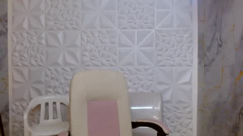 chacorta_ online show from June 25, 12:32 pm
