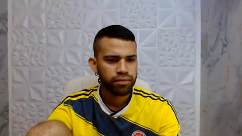 chacorta_ online show from June 23, 12:33 pm