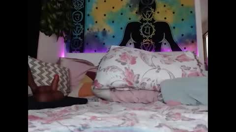 Snapshot of chaneel_ chatting on January 12, 7:10 pm Chanel M. online show from January 12, 7:10 pm