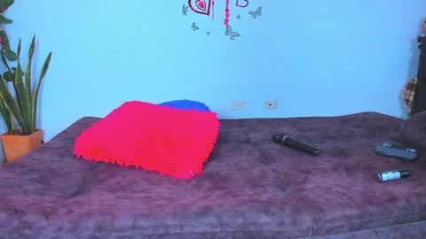 Snapshot of chanel_parker chatting on March 7, 4:45 am Chanel Parker online show from March 7, 4:45 am