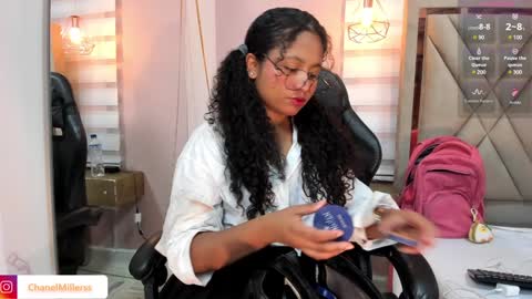 Snapshot of chanellmillers chatting on February 5, 6:37 pm Chanell online show from February 5, 6:37 pm