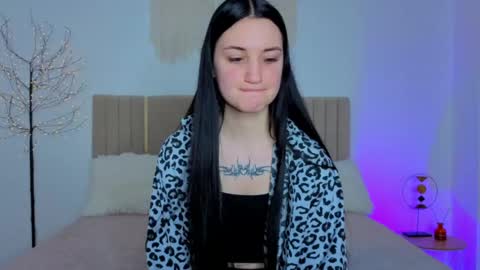 Evelina online show from May 23, 8:10 am