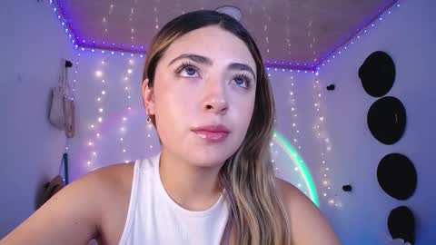 channel_blonde_a online show from March 12, 6:53 pm