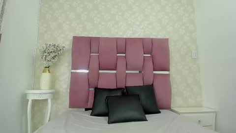 Chantal online show from October 23, 3:35 pm