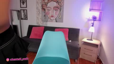 Snapshot of chantall_smith chatting on January 28, 3:14 pm online show from January 28, 3:14 pm