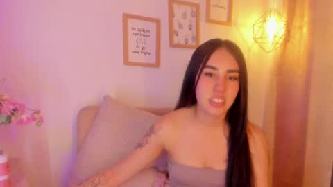 Chantall online show from February 16, 7:26 am