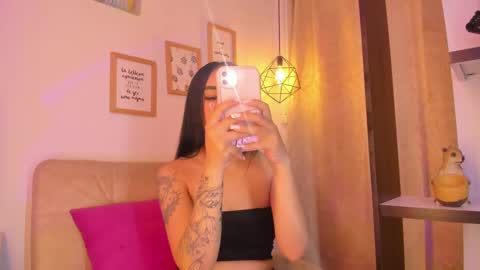 Chantall online show from February 21, 4:40 am