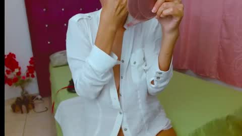 chantal sweety  and horny latina for u online show from January 25, 11:44 am