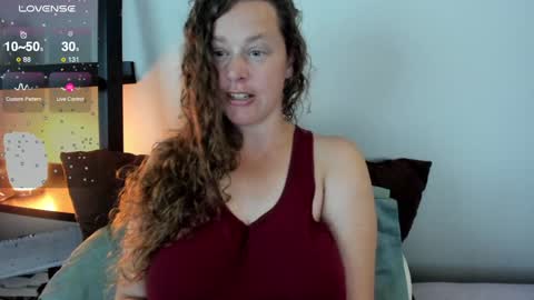 Snapshot of chantarra chatting on September 21, 8:35 pm Chantarra Chant Chanty C Lady C please not baby babe BB or other pet names online show from September 21, 8:35 pm