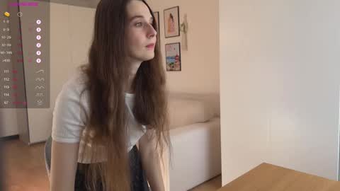Snapshot of chantwow chatting on October 13, 10:39 am Liz online show from October 13, 10:39 am