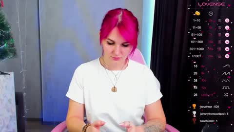 Snapshot of chaoka_ chatting on December 24, 7:06 am Suzanna Snow online show from December 24, 7:06 am