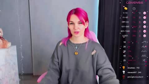 Snapshot of chaoka_ chatting on January 21, 7:37 am Suzanna Snow online show from January 21, 7:37 am
