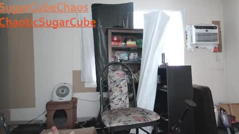 Snapshot of chaoticsugarcube chatting on January 13, 10:56 pm chaoticsugarcube online show from January 13, 10:56 pm