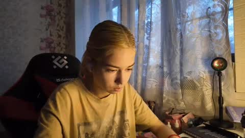 Nancy online show from October 31, 8:37 am