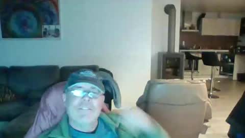 charles6064 online show from January 2, 3:40 pm