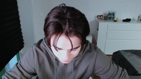 charleshanson69 online show from October 18, 12:31 pm