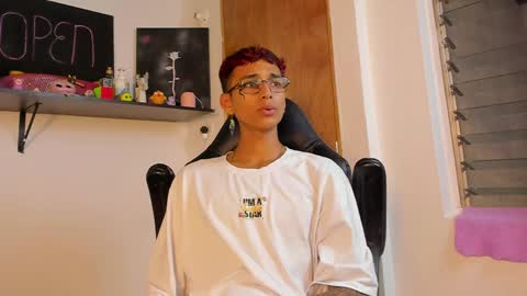 Charles Russo online show from December 24, 3:27 am