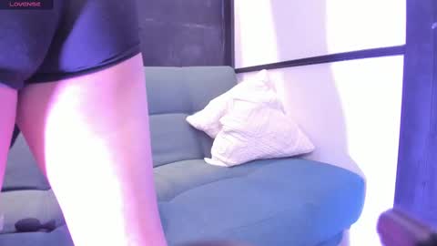 charliehart_ online show from September 16, 4:15 am