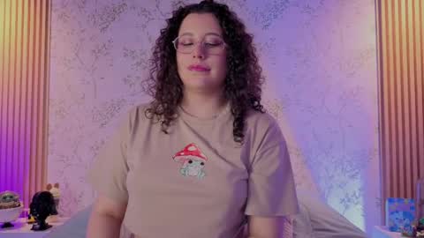 You honey online show from May 12, 4:05 pm