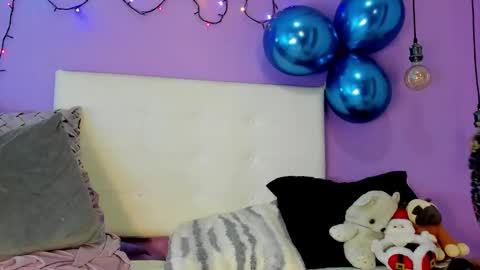 Char 3 online show from December 19, 3:51 pm