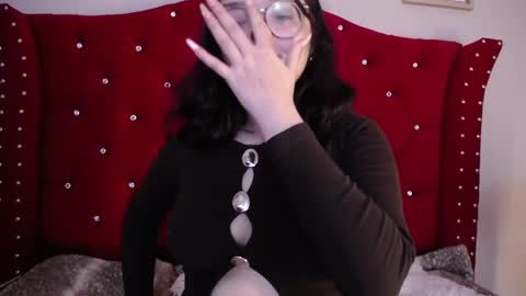 Snapshot of charlotte1_ls chatting on February 25, 1:20 am charlotte1_ls online show from February 25, 1:20 am