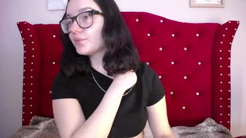 Snapshot of charlotte1_ls chatting on February 11, 9:25 pm charlotte1_ls online show from February 11, 9:25 pm