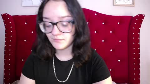 Snapshot of charlotte1_ls chatting on February 12, 1:41 am charlotte1_ls online show from February 12, 1:41 am