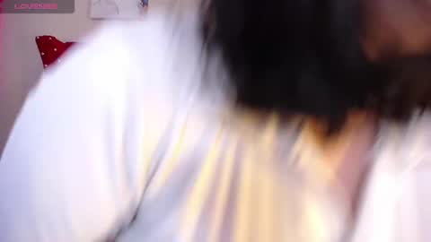 Snapshot of charlotte1_ls chatting on January 17, 1:04 am charlotte1_ls online show from January 17, 1:04 am