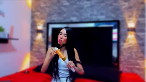 charlotte_adams1 online show from September 11, 11:39 pm
