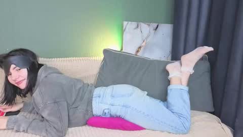 Charlotte online show from September 25, 6:31 am