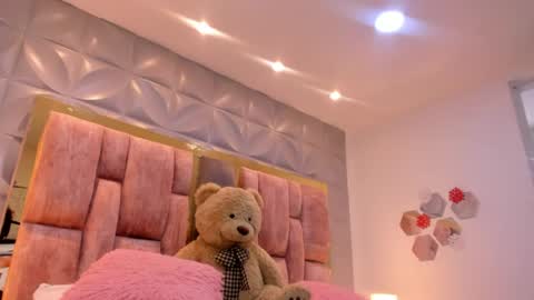 Charlotte Icee online show from April 10, 5:50 pm