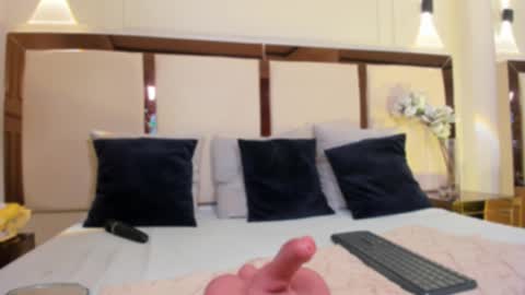 charlotte_line online show from September 9, 5:35 pm