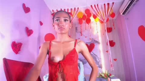 Snapshot of charlotte_love10 chatting on February 15, 3:06 pm CHARLOTTE online show from February 15, 3:06 pm