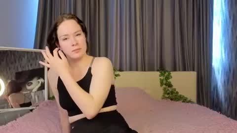 charlotte_mistresssss online show from June 26, 7:47 am