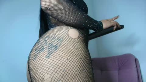 Snapshot of charlotte_princess_1 chatting on December 10, 7:26 am charlotte_princess_1 online show from December 10, 7:26 am