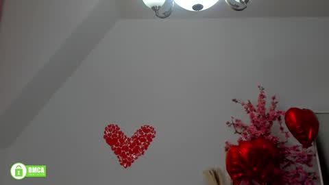 Snapshot of charlotte_wow chatting on February 18, 9:09 pm Charlotte online show from February 18, 9:09 pm