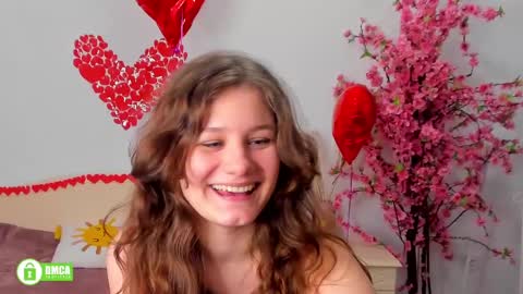 Snapshot of charlotte_wow chatting on February 18, 2:59 pm Charlotte online show from February 18, 2:59 pm