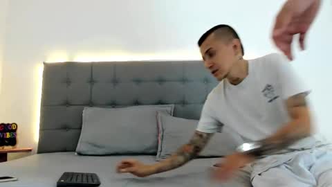 charlotteandsimon online show from October 6, 11:50 am