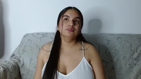 Charlotte and Eric online show from February 4, 3:10 am