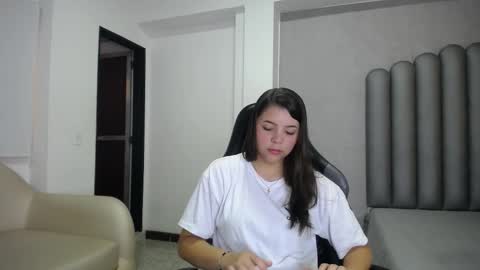 charlottee_starr online show from December 15, 8:49 pm