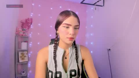 charlotteee online show from October 1, 4:00 am