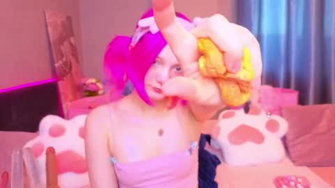 charlotteharuko online show from May 7, 3:02 am