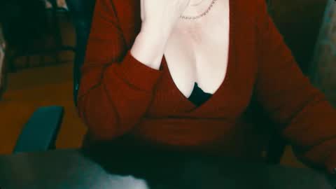 CharlotteXTasty online show from January 27, 4:01 pm