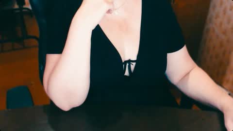 CharlotteXTasty online show from October 9, 11:37 am